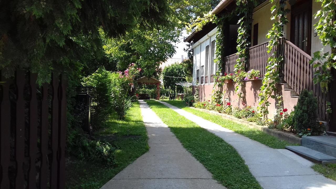 Holiday Apartmanhaz Zalakaros Buitenkant foto